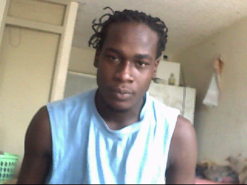 Date this pretty Jamaica man Crazykis from Longville Park JM18
