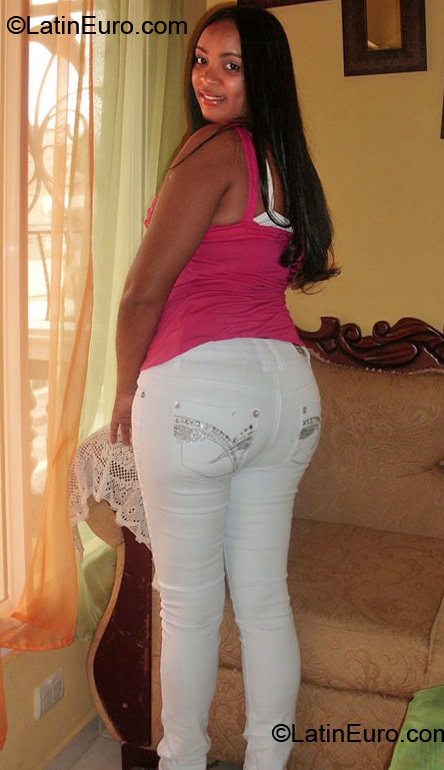 Date this attractive Dominican Republic girl Teresa from Santiago DO26509
