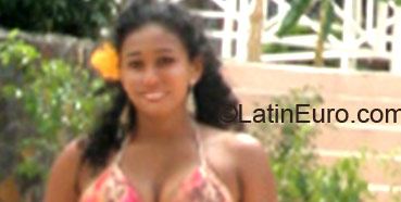 Date this sensual Colombia girl Verlys from Cartagena CO20540