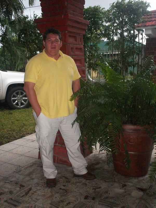 Date this attractive Mexico man Arnulfo from Villahermosa MX1075