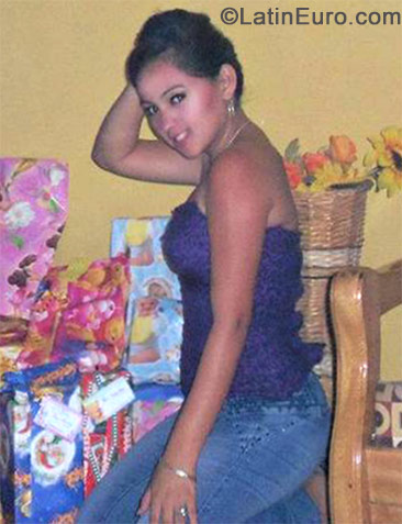 Date this funny Peru girl Natali yohana B from Piura PE1096