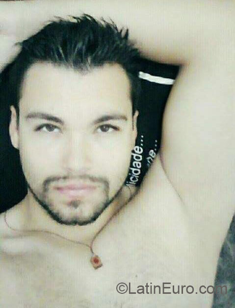 Date this tall Dominican Republic man Brian from Santo Domingo DO22502