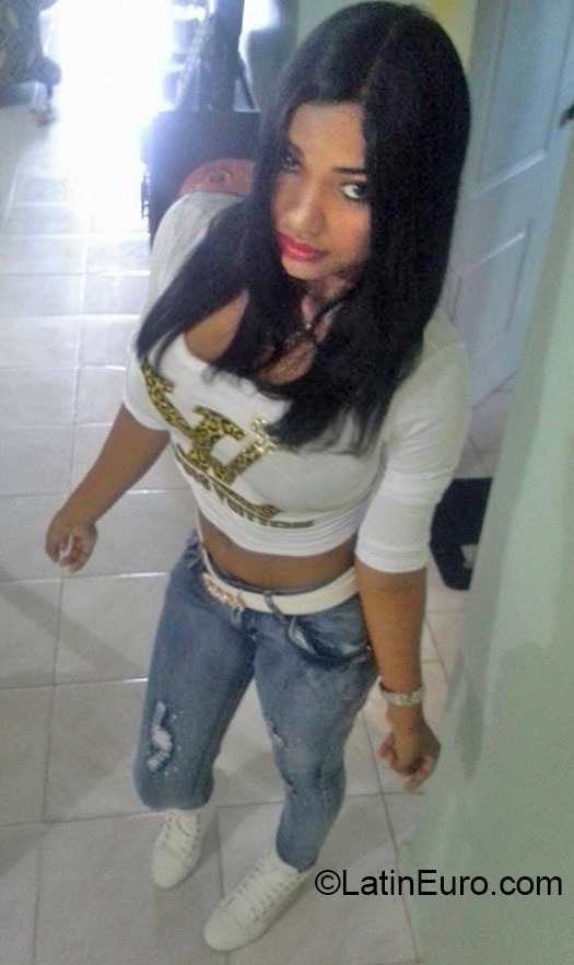 Date this lovely Dominican Republic girl Melissa from Puerto Plata DO22513