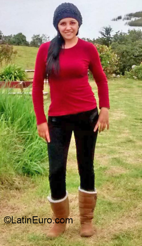 Date this cute Colombia girl Viviana from Pasto CO17661