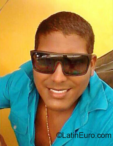 Date this happy Colombia man Agustin from Cartagena CO17754