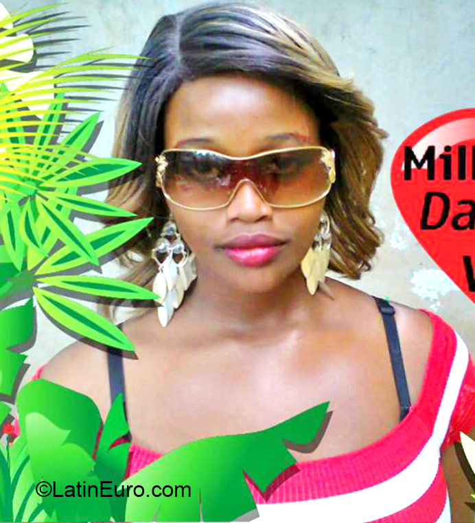 Date this sensual Jamaica girl Cristol from Kingston JM2113