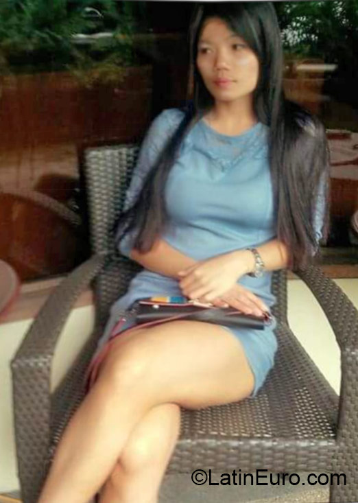 Date this pretty Philippines girl Agnes from Cebu City PH805