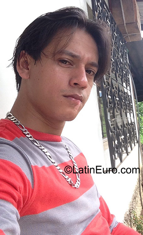 Date this young Honduras man Josue from San Pedro Sula HN1606