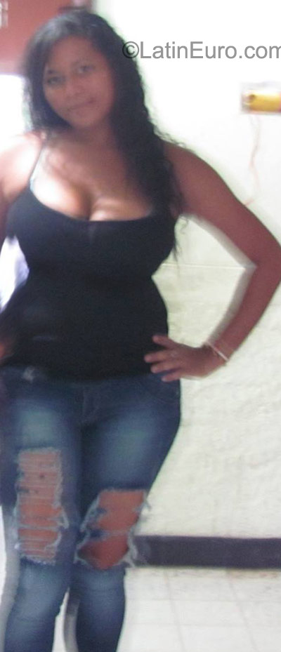 Date this delightful Colombia girl Berenice from Barranquilla CO18502