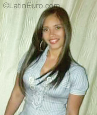 Date this gorgeous Dominican Republic girl Magnolia from Santiago DO23024