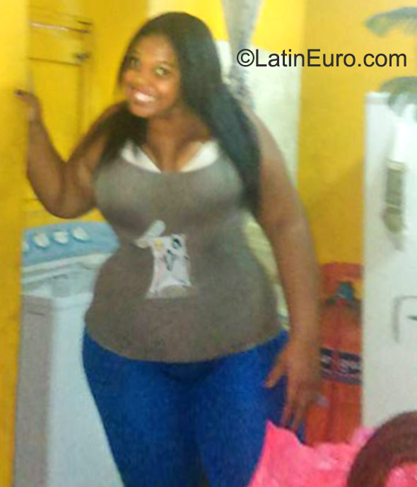 Date this exotic Dominican Republic girl Maria from Santo Domingo DO23025