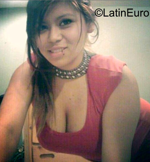 Date this charming Dominican Republic girl Naty from Santiago DO23076