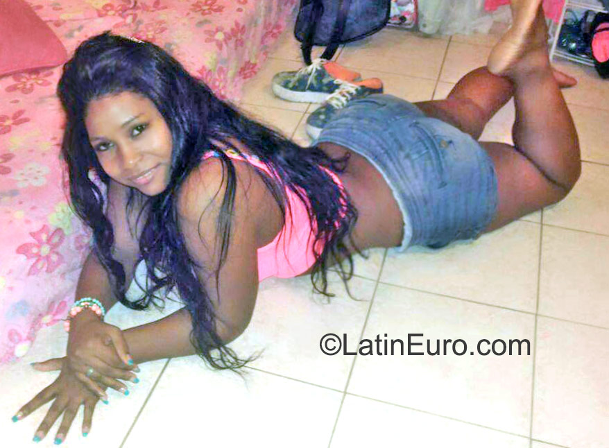 Date this hot Panama girl Luz Rihiana from Panama City PA685