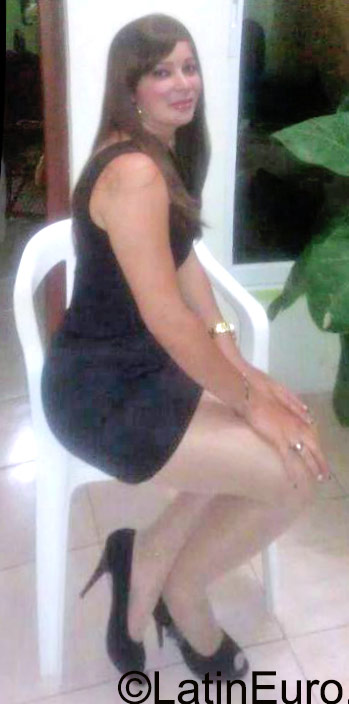 Date this hot Dominican Republic girl Aliza from La Vega DO26241