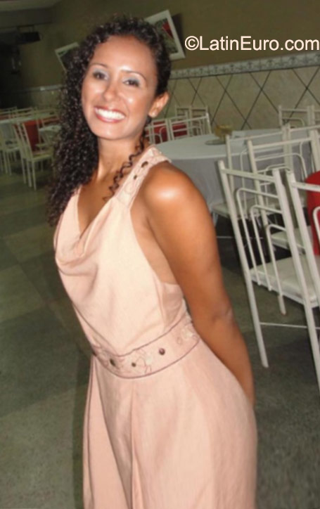 Date this hot Brazil girl Analidia from Rio De Janeiro BR9999