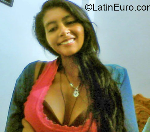 Date this passionate Colombia girl Liseth from Popayan CO18511