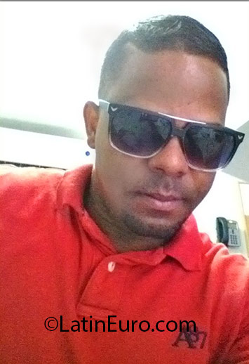 Date this beautiful Dominican Republic man Jerson from Santo Domingo DO24540