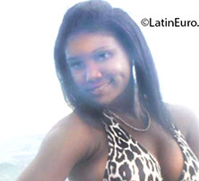 Date this athletic Dominican Republic girl Yazmin from Santo Domingo DO24655