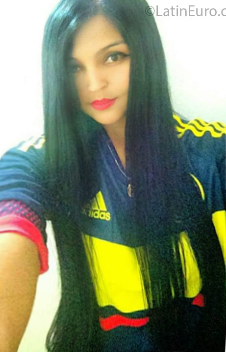 Date this exotic Colombia girl Agata from Medellin CO18629