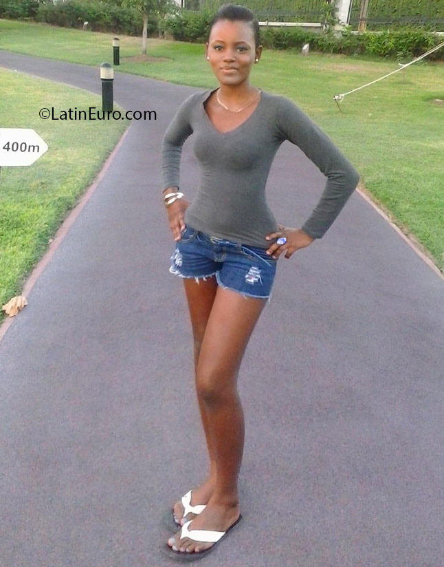 Date this athletic Jamaica girl Abbie from Montego bay JM2272