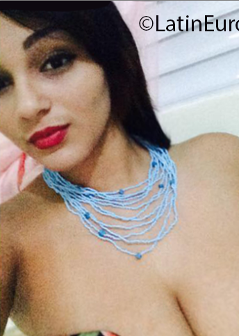 Date this exotic Dominican Republic girl Indira from Santo Domingo DO25350