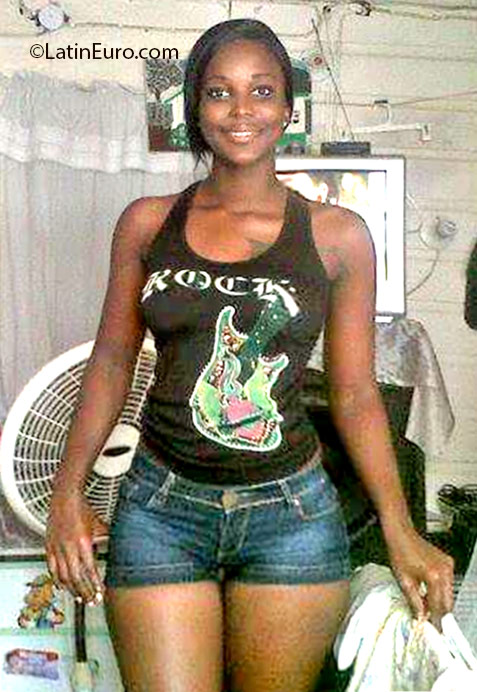 Date this georgeous Jamaica girl Nordi from Kingston JM2304