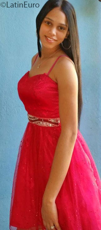 Date this lovely Dominican Republic girl Irene from Santiago DO25703