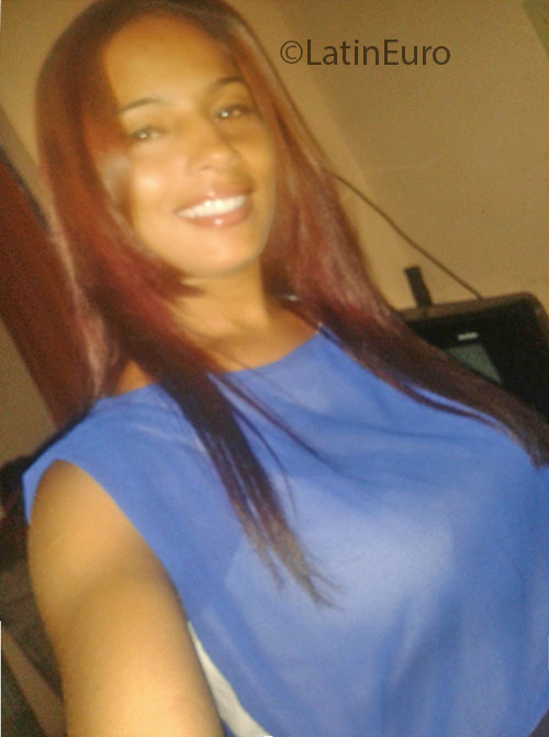 Date this cute Dominican Republic girl Isabel from Santo Domingo DO25803