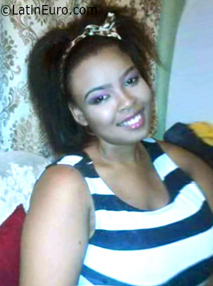 Date this fun Jamaica girl Whitney from Kingston JM2323