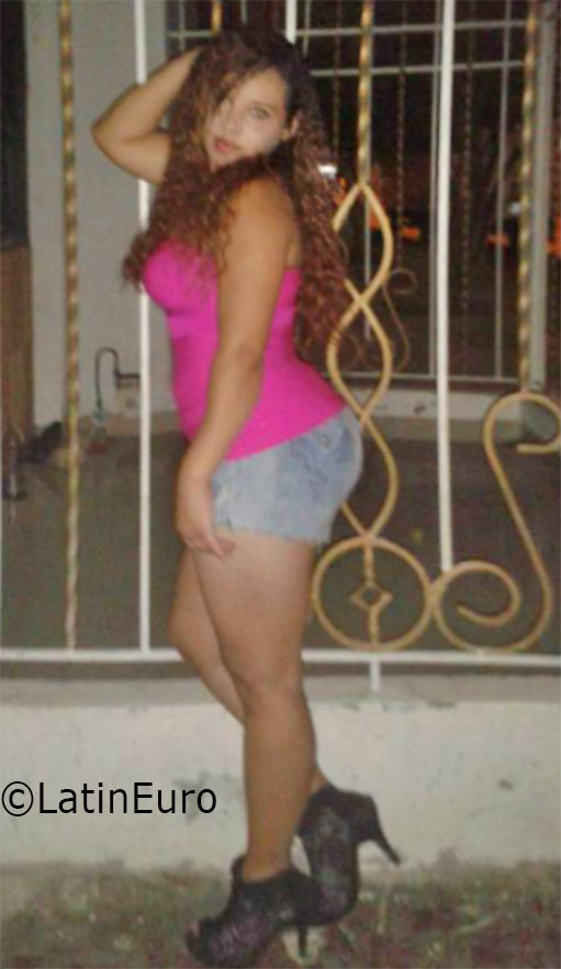 Date this passionate Colombia girl Darling noriega from Barranquilla CO19054