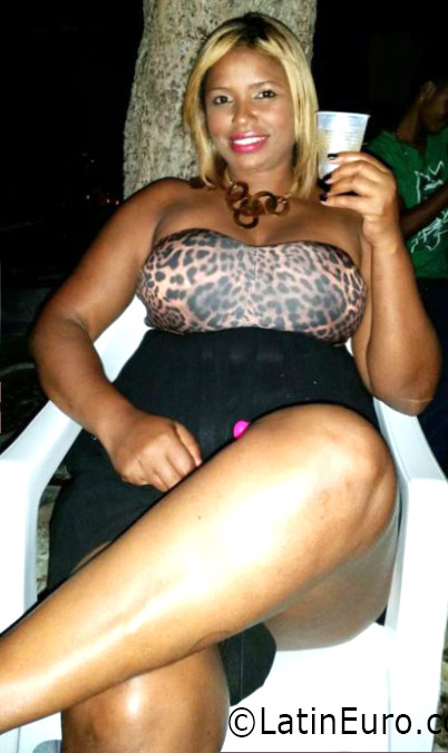 Date this young Dominican Republic girl Gleny from Santiago De Los Cabaleros DO26092