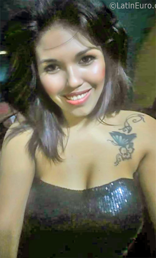Date this sultry Brazil girl Alexandra from Manaus BR9913
