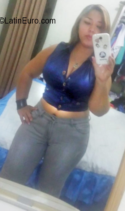 Date this funny Dominican Republic girl Solany from Santo Domingo DO26159