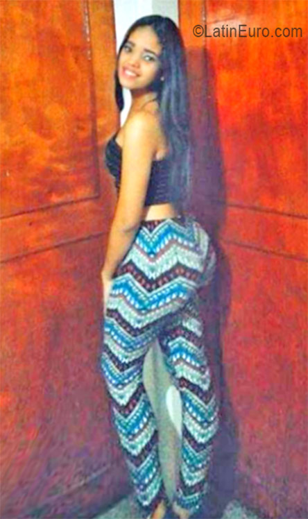 Date this exotic Venezuela girl Rosio from Maturin VE688