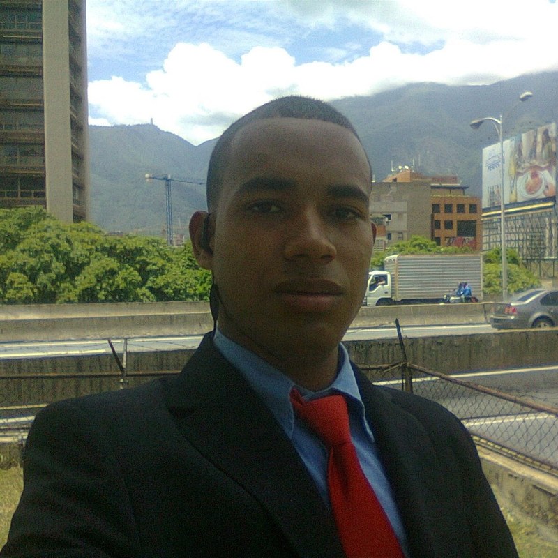 Date this passionate Venezuela man Carlos from Caracas VE692