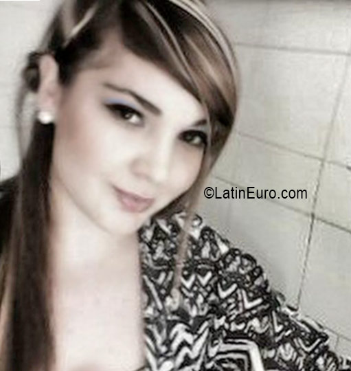 Date this funny Colombia girl Lina from Medellin CO19364