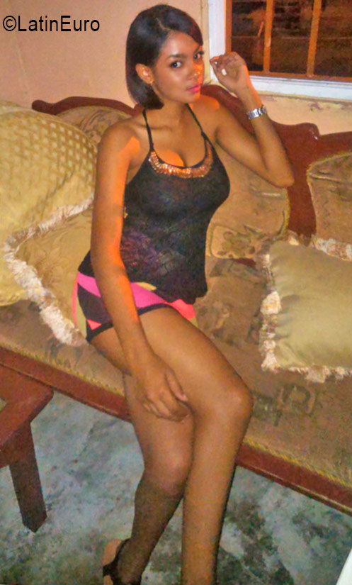 Date this cute Dominican Republic girl Steph from Santo Domingo DO26447