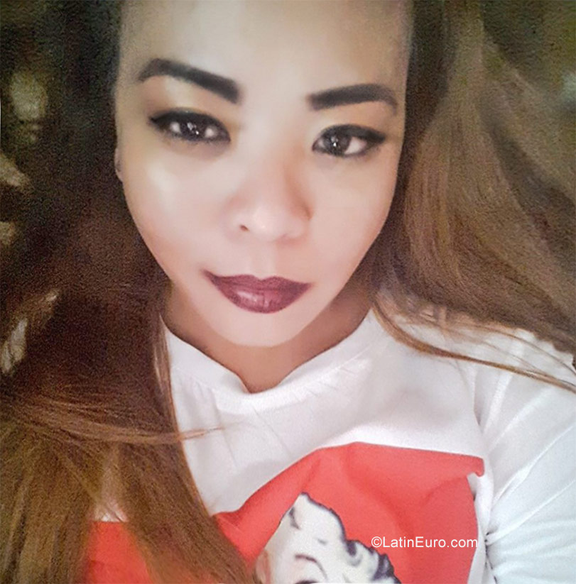 Date this sultry Philippines girl Joan from Urdaneta PH932
