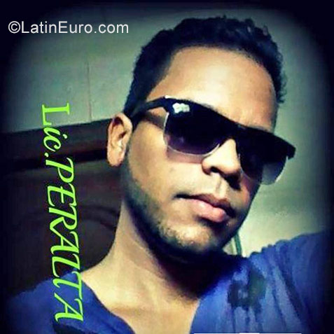 Date this sensual Dominican Republic man EDINSON from Santiago DO26812