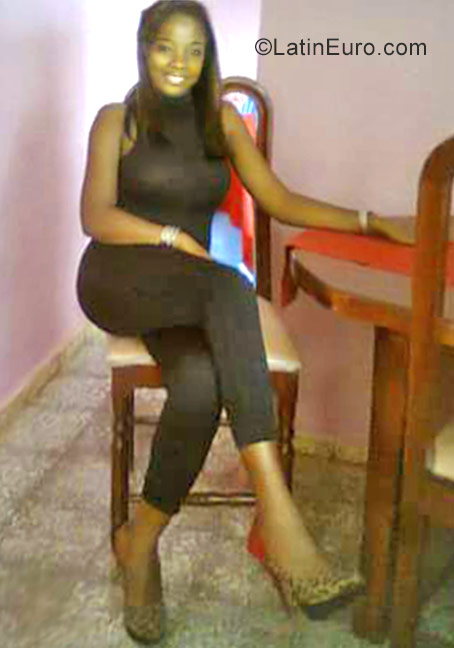 Date this lovely Dominican Republic girl Yaelis from Higuey DO26931
