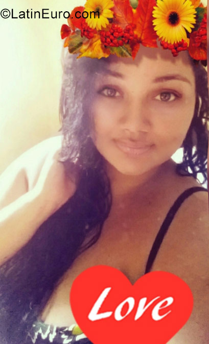 Date this tall Dominican Republic girl Oscarina from Puerto Plata DO27001