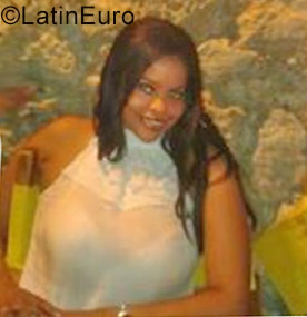 Date this sensual Colombia girl Zilma from Cartagena CO19899