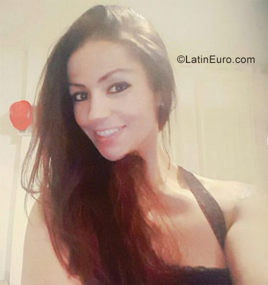 Date this exotic Spain girl Jakelin from Alicante ES356