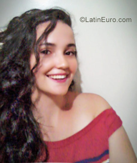Date this stunning Brazil girl Tatiane from Londrina BR9921