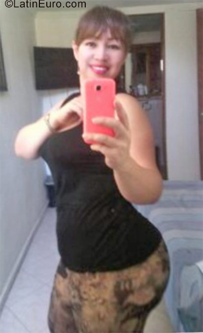 Date this cute Colombia girl Sandy from Medellin CO20624