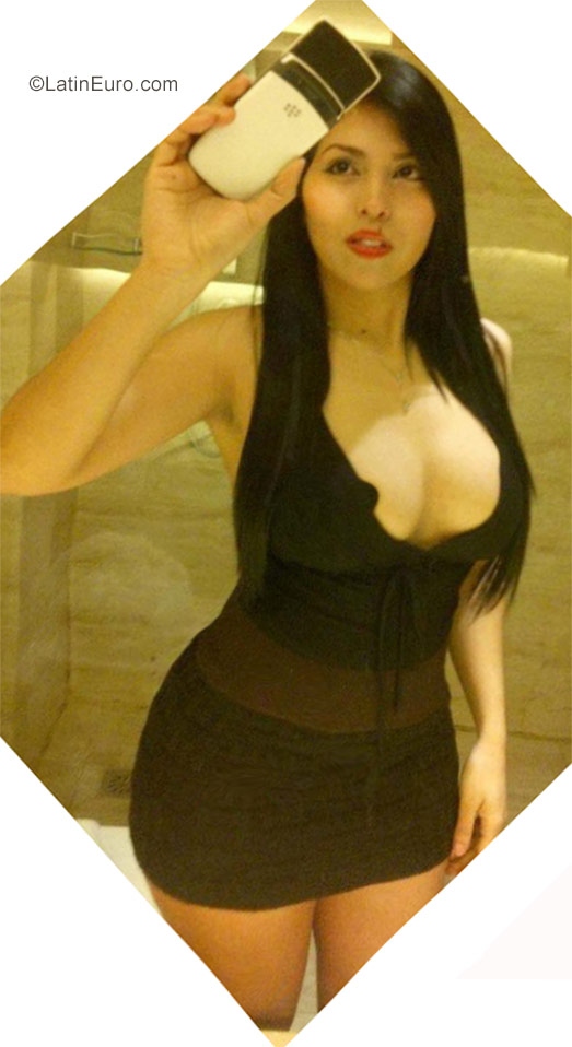 Date this happy Colombia girl Diana marcela from Manizales CO20838