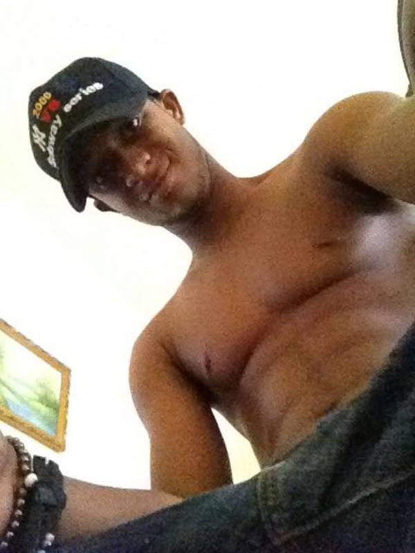Date this foxy Dominican Republic man Frangel from Santo Domingo DO28422