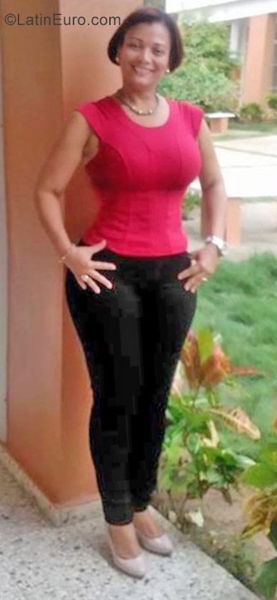 Date this funny Dominican Republic girl Miriam from Barahona DO28502