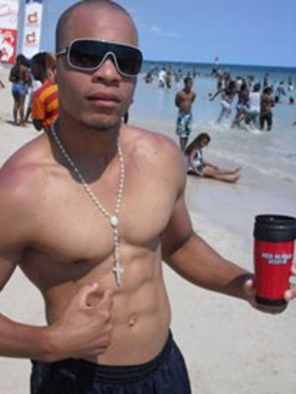 Date this hard body Dominican Republic man Sisqo from Santo Domingo DO28620