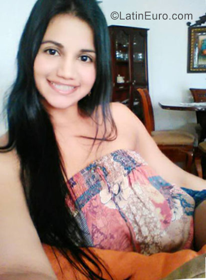 Date this georgeous Colombia girl Jessica from Cali CO21499